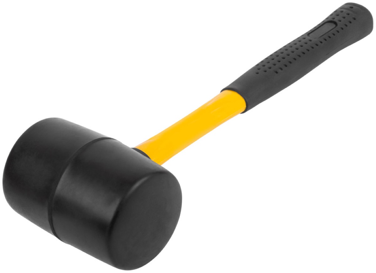 Киянка резиновая 900гр черная FIT